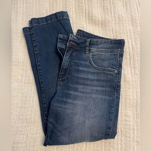 Kut from the Kloth high rise crop straight jeans size 6